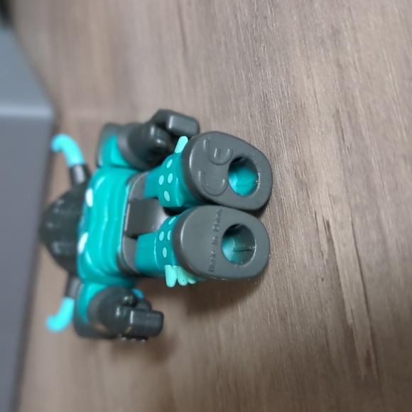 ROBLOX Korblox Mage 2.75 -Inch Mini Figure - Picture 3 of 6